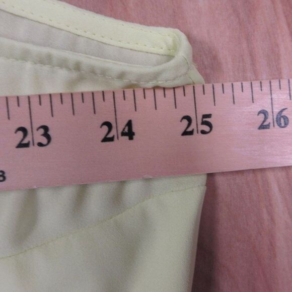 TORRID Peplum Georgette Button/Tie Front Top Plus Sz 2 (2X 18-20) Sunny Lime NWT - Picture 9 of 10